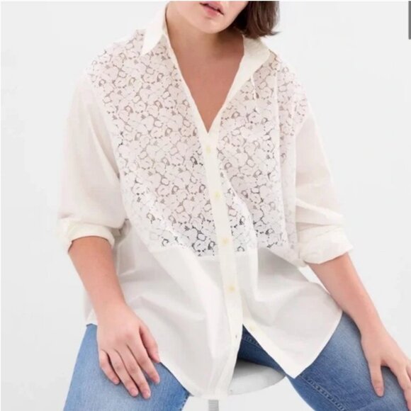 GAP Tops - GAP Oversized Lace White Button Down Shirt size M
